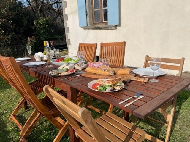 Beautiful Cottage With Private Plunge Pool/Hot Tub - 40 Mins From Puy Du Fou La Chapelle-Saint-Etienne Bagian luar foto